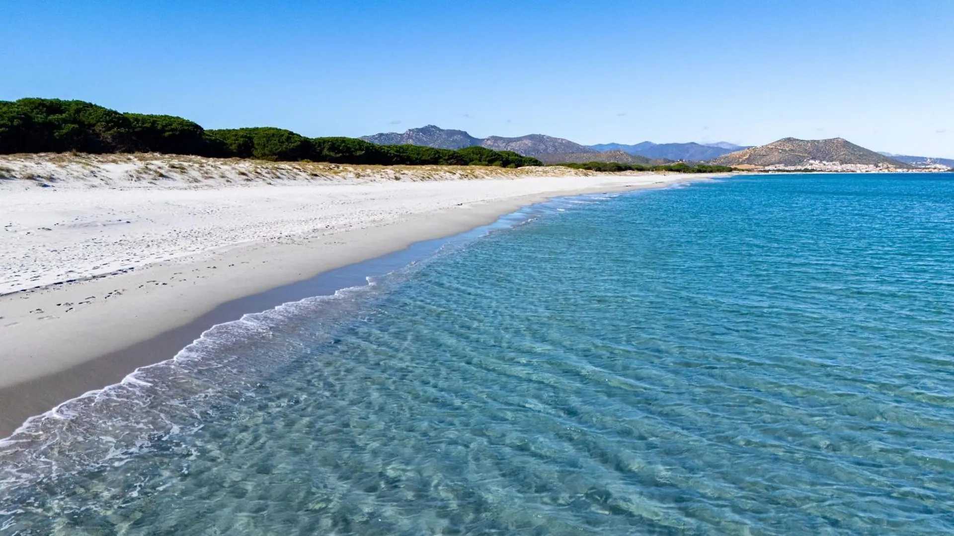 La Playa Apartment- Fronte Spiaggia La Caletta Italia